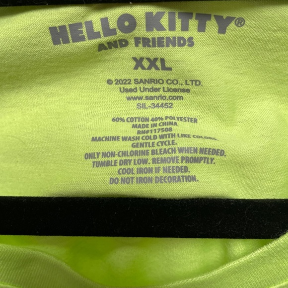 Sanrio hello kitty crop too - Picture 3 of 3